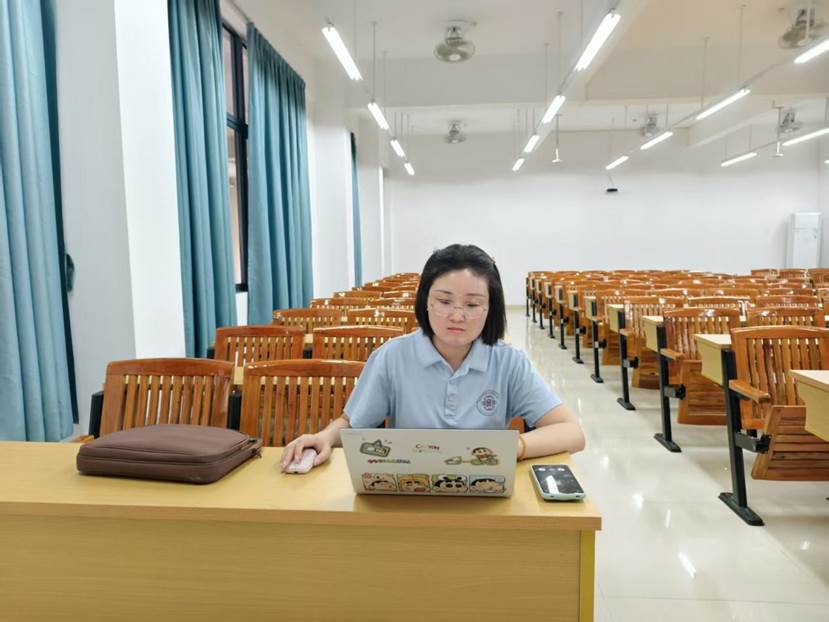 5141b856a262f4bf24d9bb379bee3f01